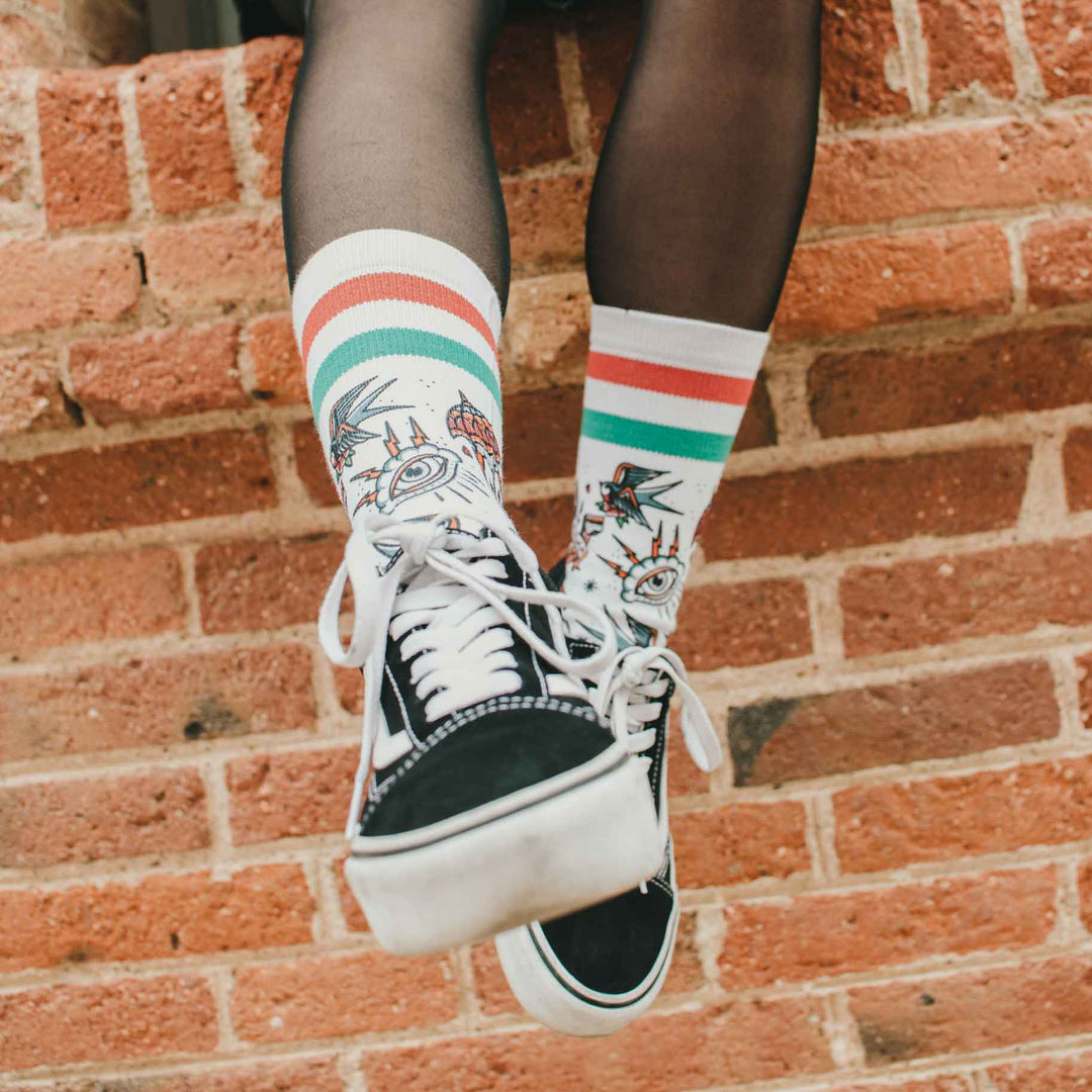 Love Hurts - Signature