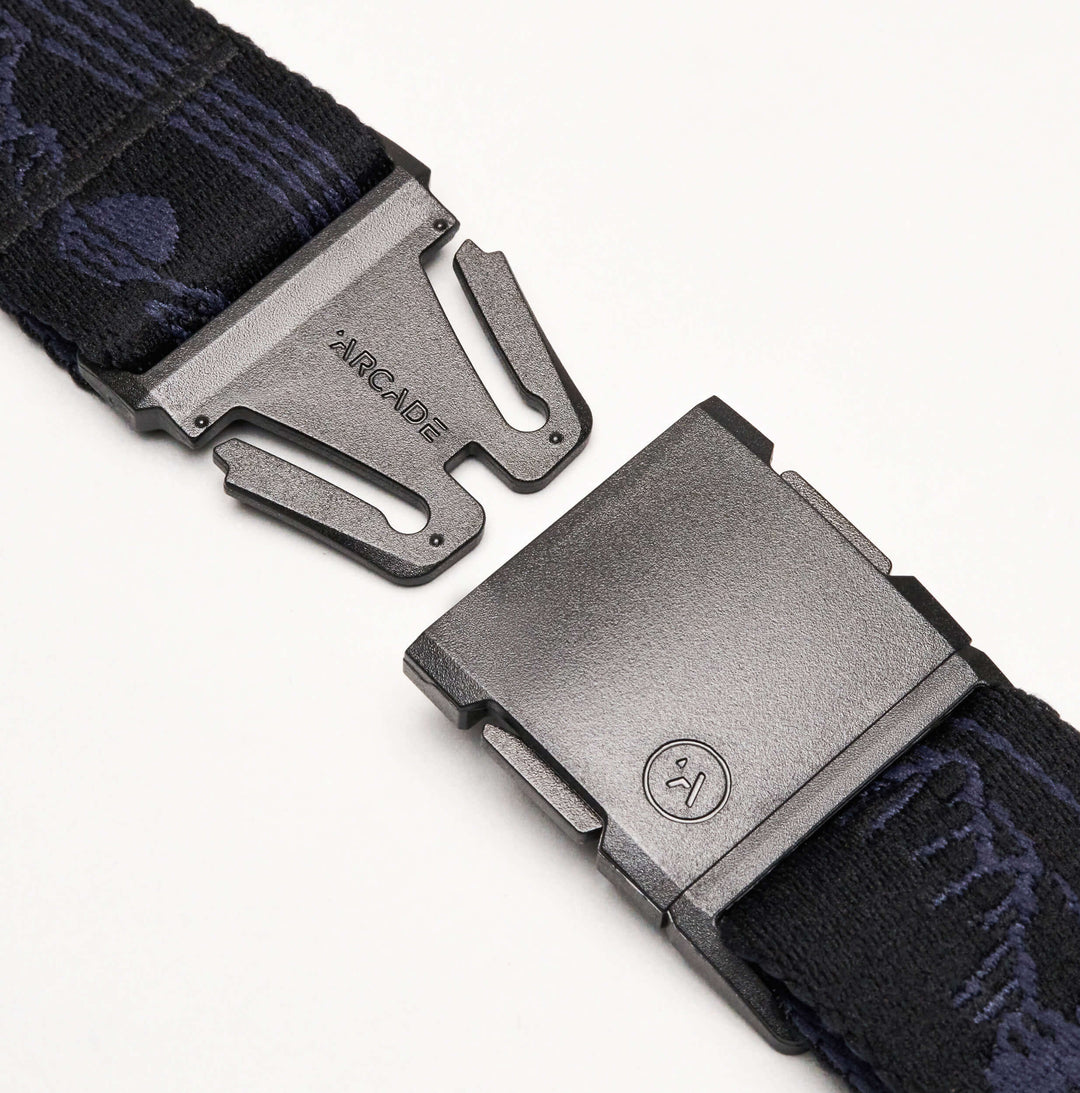 Out of Range Belt in Navy